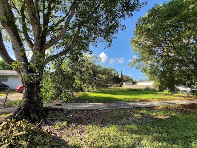 710 SW 7th St, Florida City, FL 33034 - photo 4