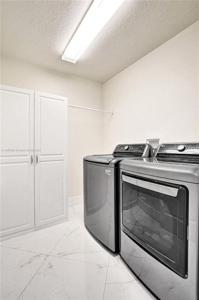 208 Landings Blvd, Weston, FL 33327 - photo 24