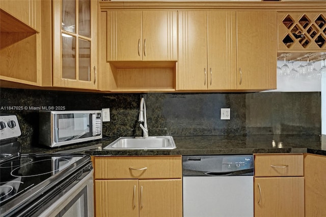 1100 Saint Charles Pl Unit 703, Pembroke Pines, FL 33026 - photo 13