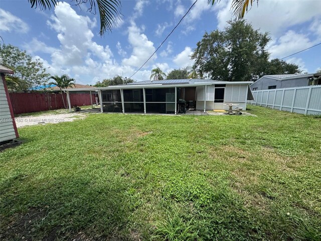 520 NE 137th St, North Miami, FL 33161 - photo 23