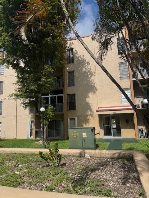 4855 NW 7th St Unit 401-6, Miami, FL 33126 - photo 1