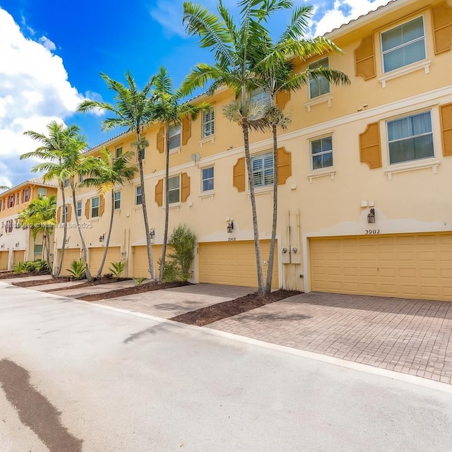 3906 Monarch Ln, Coconut Creek, FL 33073 - photo 21