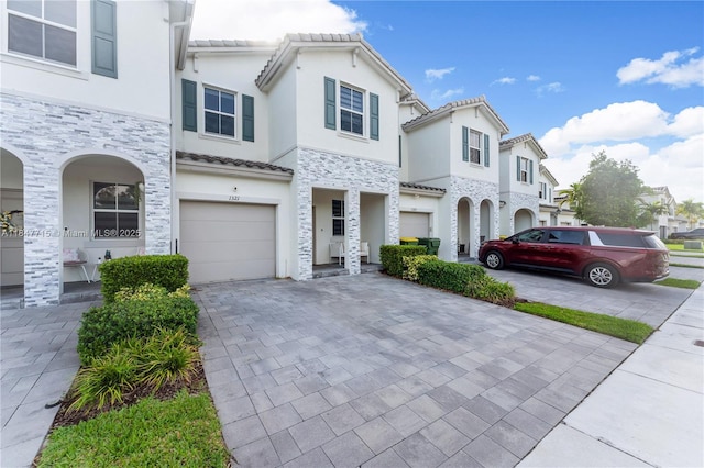 1321 SE 27th Ter, Homestead, FL 33035 - photo 2