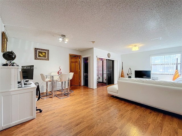 11533 NW 10th St Unit 11533, Pembroke Pines, FL 33026 - photo 3