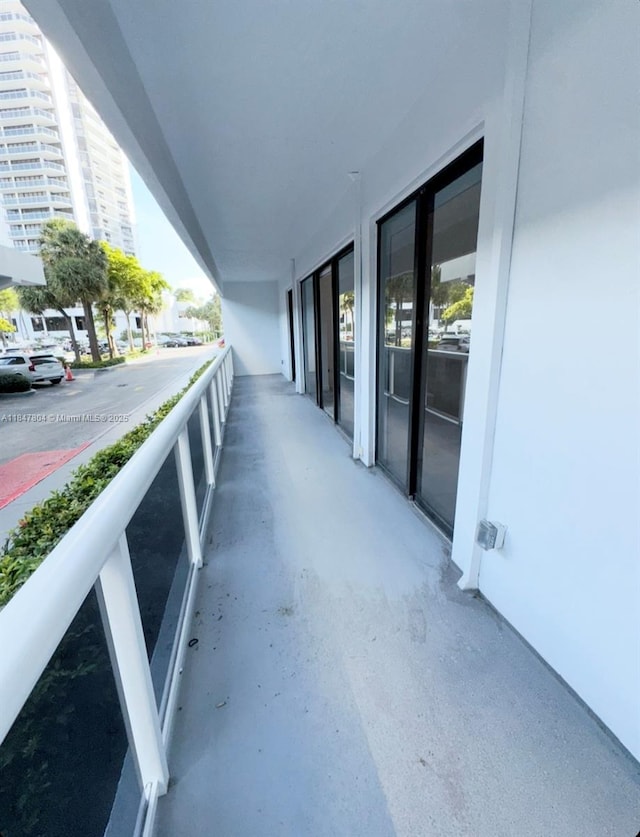 20505 E Country Club Dr Unit 135, Aventura, FL 33180 - photo 16