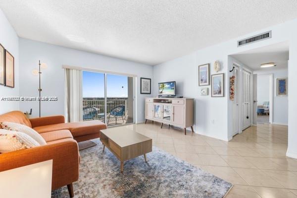 3850 Washington St Unit 910, Hollywood, FL 33021 - photo 5