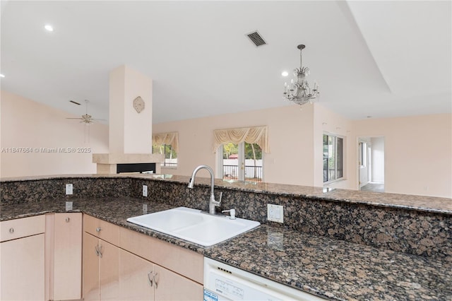 424 Bayberry Dr, Plantation, FL 33317 - photo 5