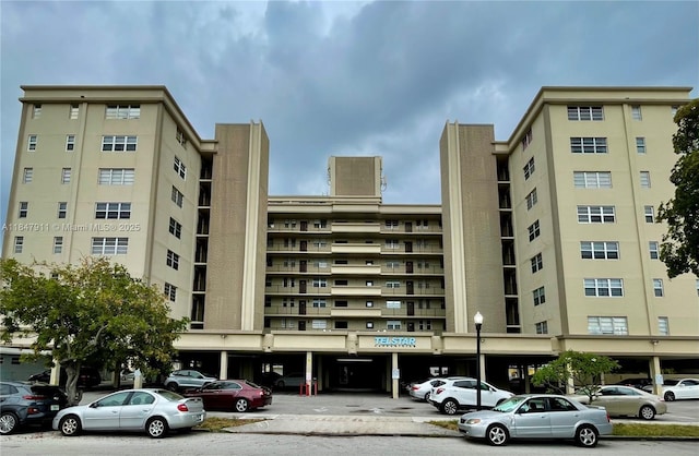 1811 Jefferson St Unit 708, Hollywood, FL 33020 - photo 2