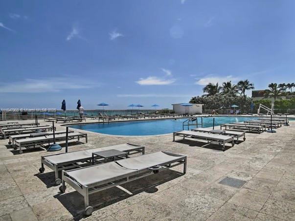 19201 Collins Ave Unit 733, Sunny Isles Beach, FL 33160 - photo 11