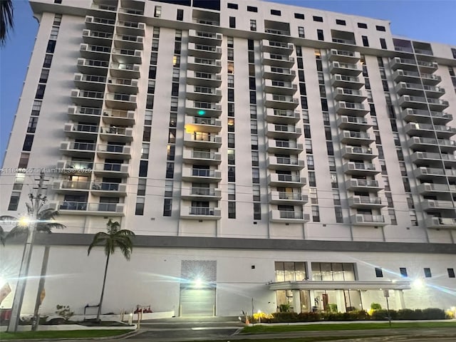 13499 Biscayne Blvd Unit 407, North Miami, FL 33181 - photo 1