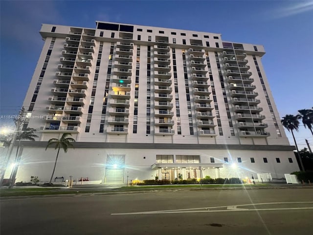 13499 Biscayne Blvd Unit 407, North Miami, FL 33181 - photo 5