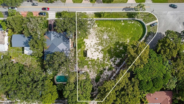 281 Hunting Lodge Dr, Miami Springs, FL 33166 - photo 11