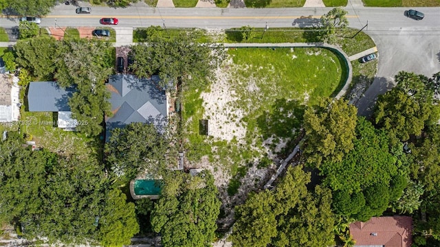 281 Hunting Lodge Dr, Miami Springs, FL 33166 - photo 26