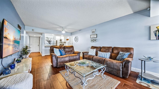 1518 N Whitehall Dr Unit 102, Davie, FL 33324 - photo 2