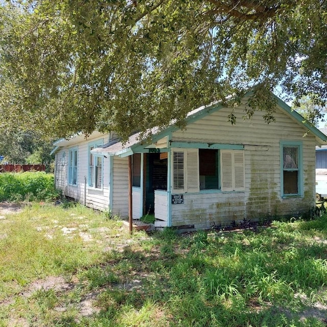 1003 W 2nd St, Fort Pierce, FL 34982 - photo 1