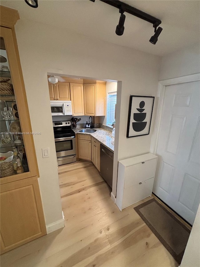 805 W Oakland Park Blvd Unit D12, Oakland Park, FL 33311 - photo 10