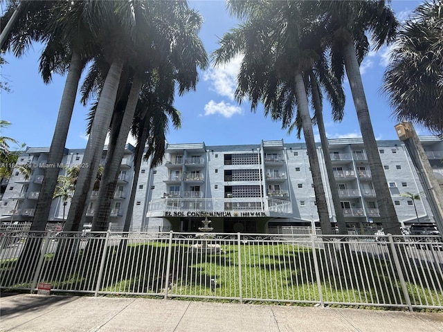 1655 W 44th Pl Unit 345, Hialeah, FL 33012 - photo 24