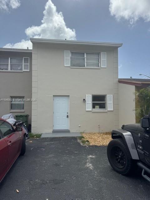 952 NW 24th Ave, Fort Lauderdale, FL 33311 - photo 1