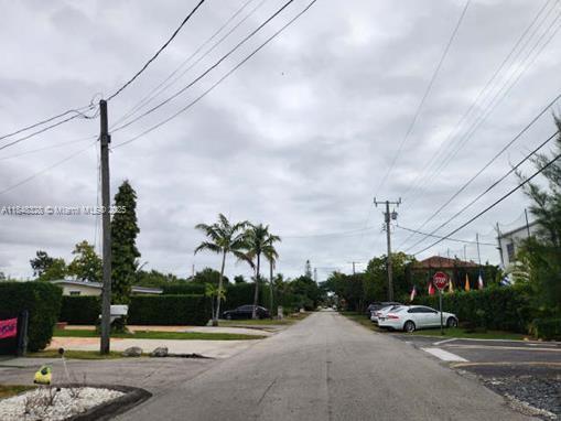 6525 SW 32nd St, Miami, FL 33155 - photo 3
