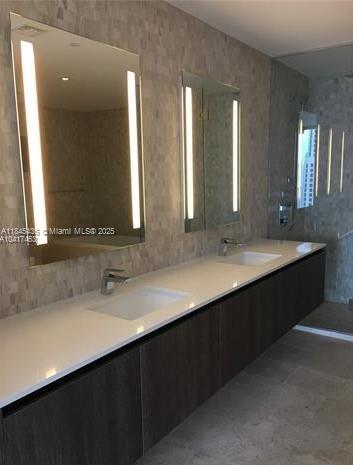 88 SW 7th St Unit 2603, Miami, FL 33130 - photo 4