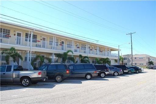 330 74th St Unit 13, Miami Beach, FL 33141 - photo 2