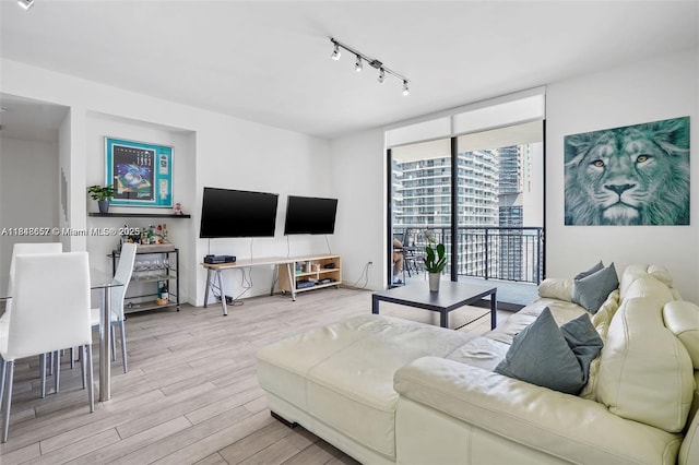 999 SW 1st Ave Unit 2717, Miami, FL 33130 - photo 3