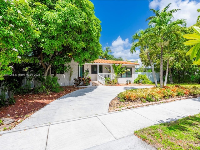32 Hammond Dr, Miami Springs, FL 33166 - photo 2