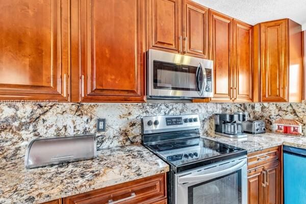 6326 NW 170th Ter, Hialeah, FL 33015 - photo 3