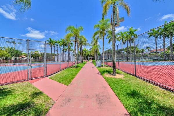 6326 NW 170th Ter, Hialeah, FL 33015 - photo 30