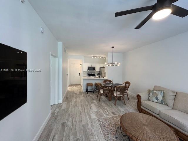 630 S Sapodilla Ave Unit 104, West Palm Beach, FL 33401 - photo 4
