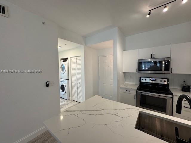 630 S Sapodilla Ave Unit 104, West Palm Beach, FL 33401 - photo 8