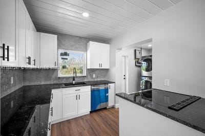 8477 SE Begonia Way, Hobe Sound, FL 33455 - photo 5