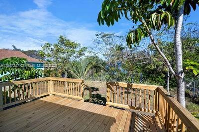8477 SE Begonia Way, Hobe Sound, FL 33455 - photo 17