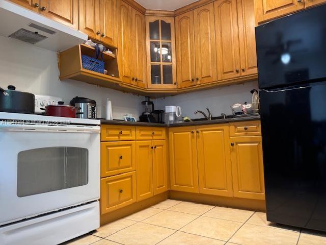 204 SW 7th Ave, Hallandale Beach, FL 33009 - photo 5