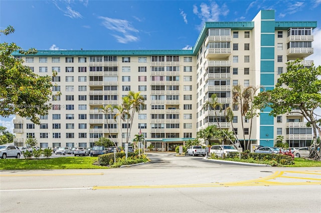 4330 Hillcrest Dr Unit 519, Hollywood, FL 33021 - photo 34