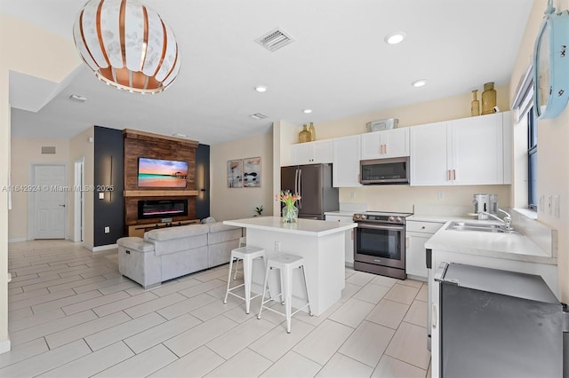 3370 W 106th Ter, Hialeah, FL 33018 - photo 1