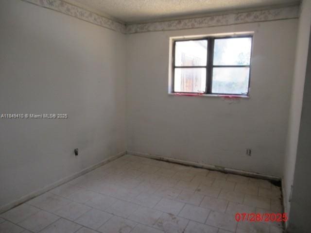 18410 NW 42nd Ave, Miami Gardens, FL 33055 - photo 37