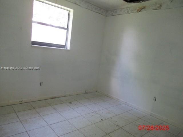 18410 NW 42nd Ave, Miami Gardens, FL 33055 - photo 47