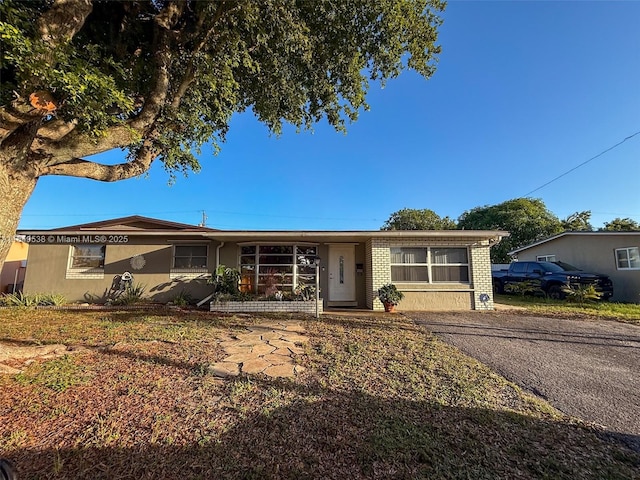 7320 NW 2nd St, Pembroke Pines, FL 33024 - photo 1