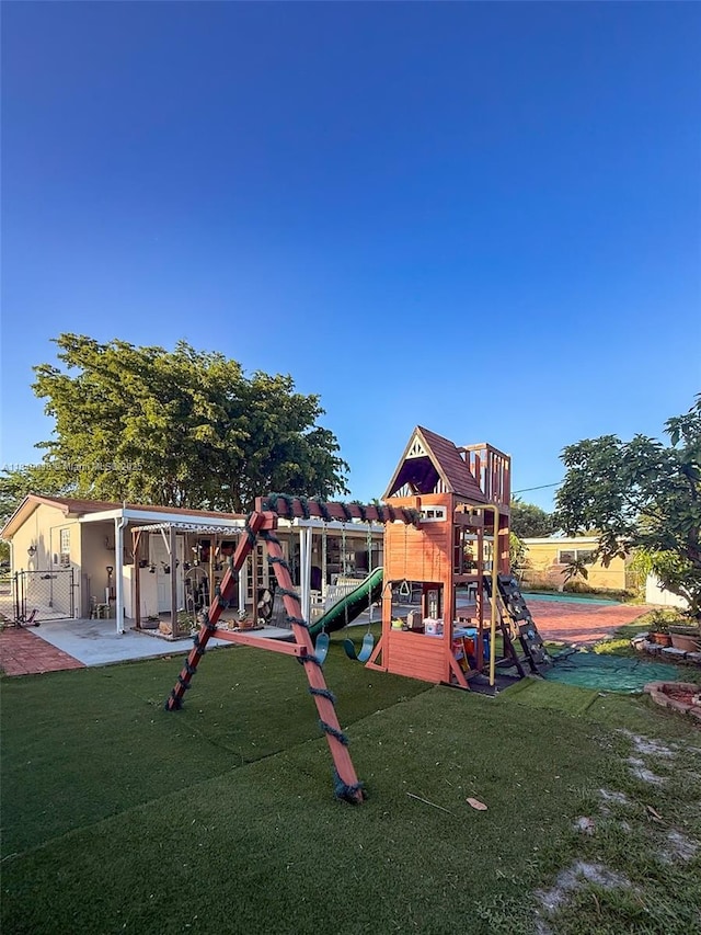 7320 NW 2nd St, Pembroke Pines, FL 33024 - photo 20