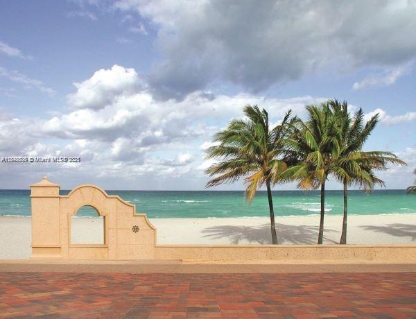1425 Arthur St Unit 514B, Hollywood, FL 33020 - photo 27