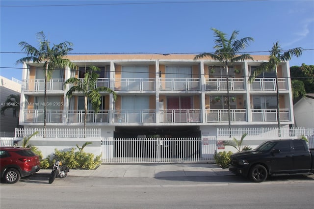 450 SW 3rd St Unit 10, Miami, FL 33130 - photo 1