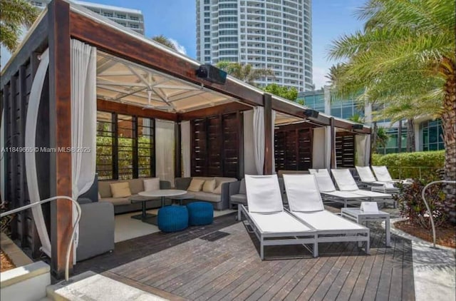 4391 Collins Ave Unit 918, Miami Beach, FL 33140 - photo 11