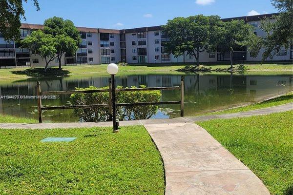 4940 E Sabal Palm Blvd Unit 205, Tamarac, FL 33319 - photo 26