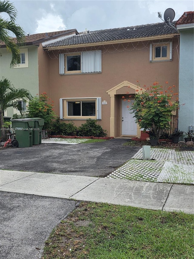 1084 SE 13th Ave, Homestead, FL 33035 - photo 1
