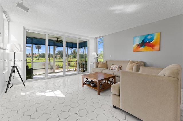 3970 Oaks Clubhouse Dr Unit 104, Pompano Beach, FL 33069 - photo 6