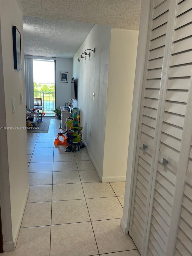 9682 Fontainebleau Blvd Unit 401, Miami, FL 33172 - photo 5
