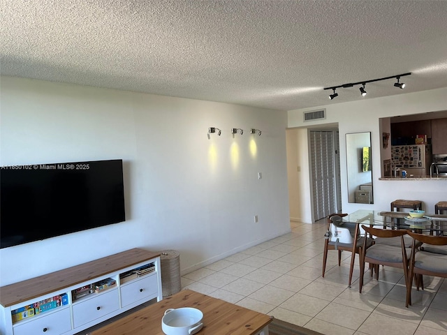 9682 Fontainebleau Blvd Unit 401, Miami, FL 33172 - photo 7
