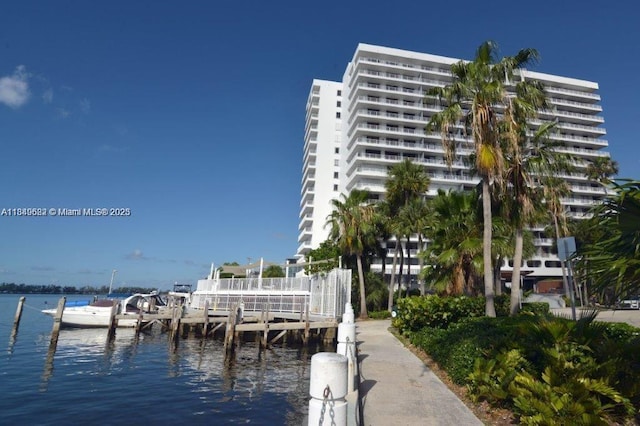 200 SE 15th Rd Unit 4E, Miami, FL 33129 - photo 2