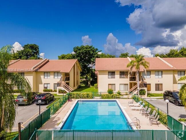 2568 Riverside Dr Unit 411, Coral Springs, FL 33065 - photo 3